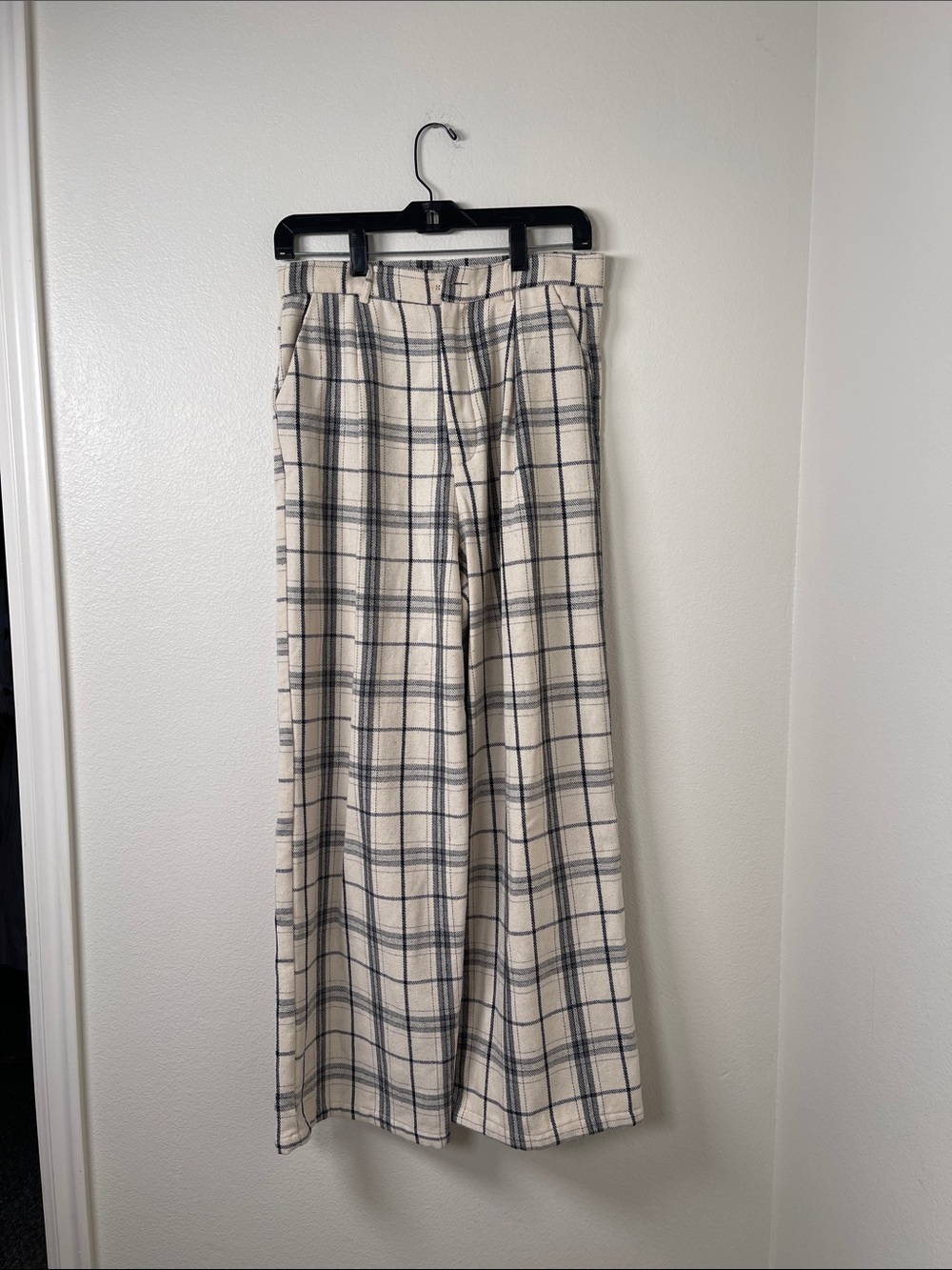 Wide-Leg Plaid Trousers in Cream and Black